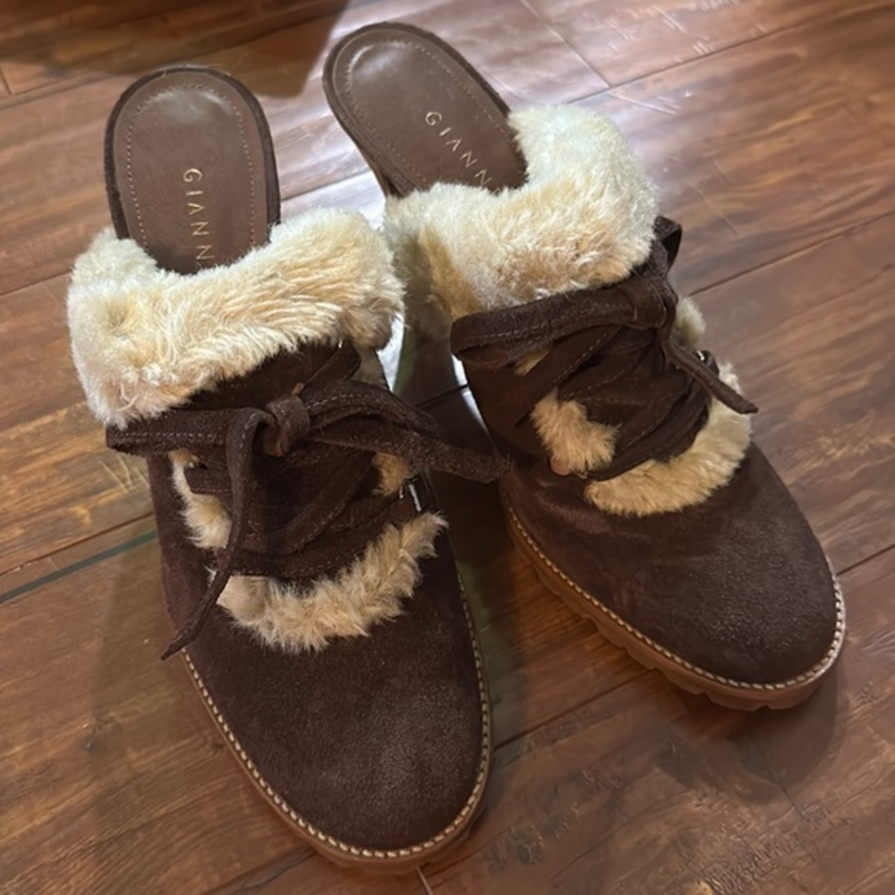 Gianni Bini Brown Suede Fur Trim Lace Up Lug Sole Heeled Mules Size 8